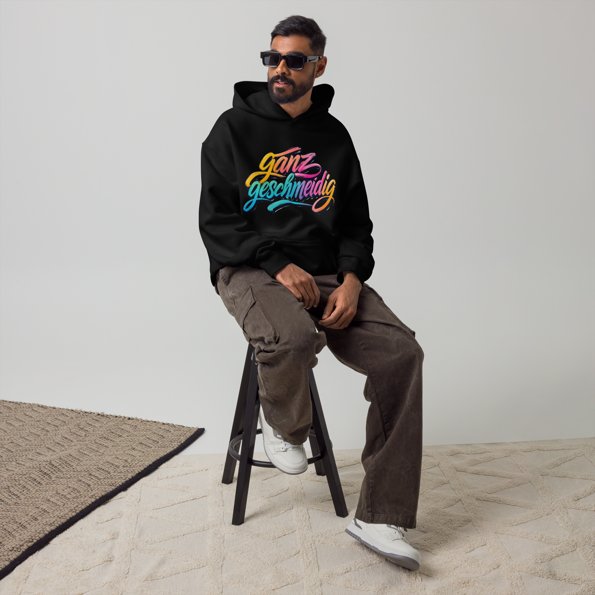 Oversized-Unisex-Hoodie Rainbow Letters – Bild 6